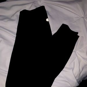 Lululemon black align leggings